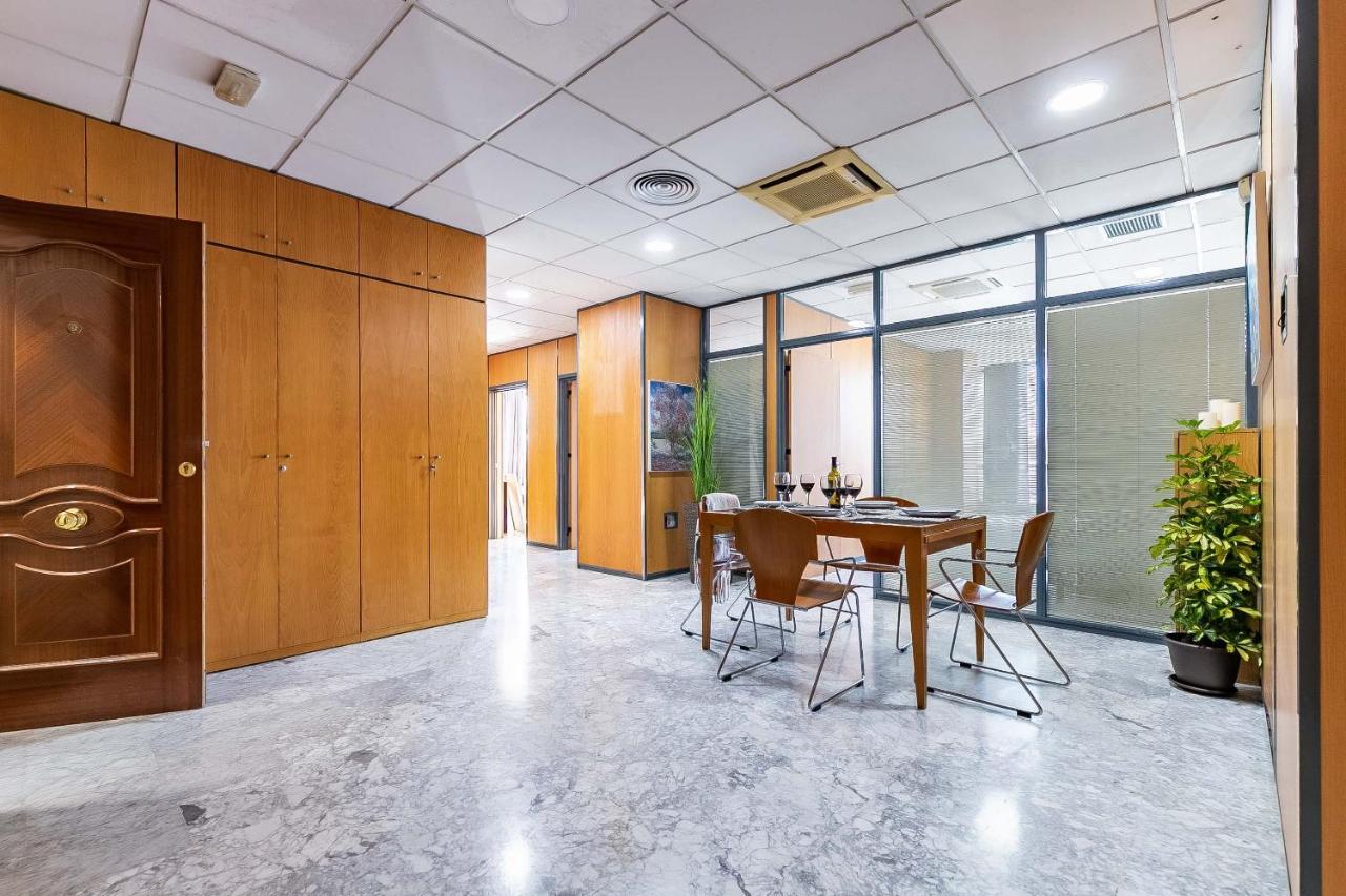 Grand Soho Ofihouse Malaga Appartement Buitenkant foto