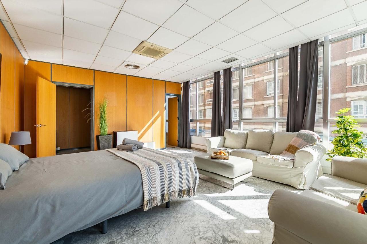 Grand Soho Ofihouse Malaga Appartement Buitenkant foto
