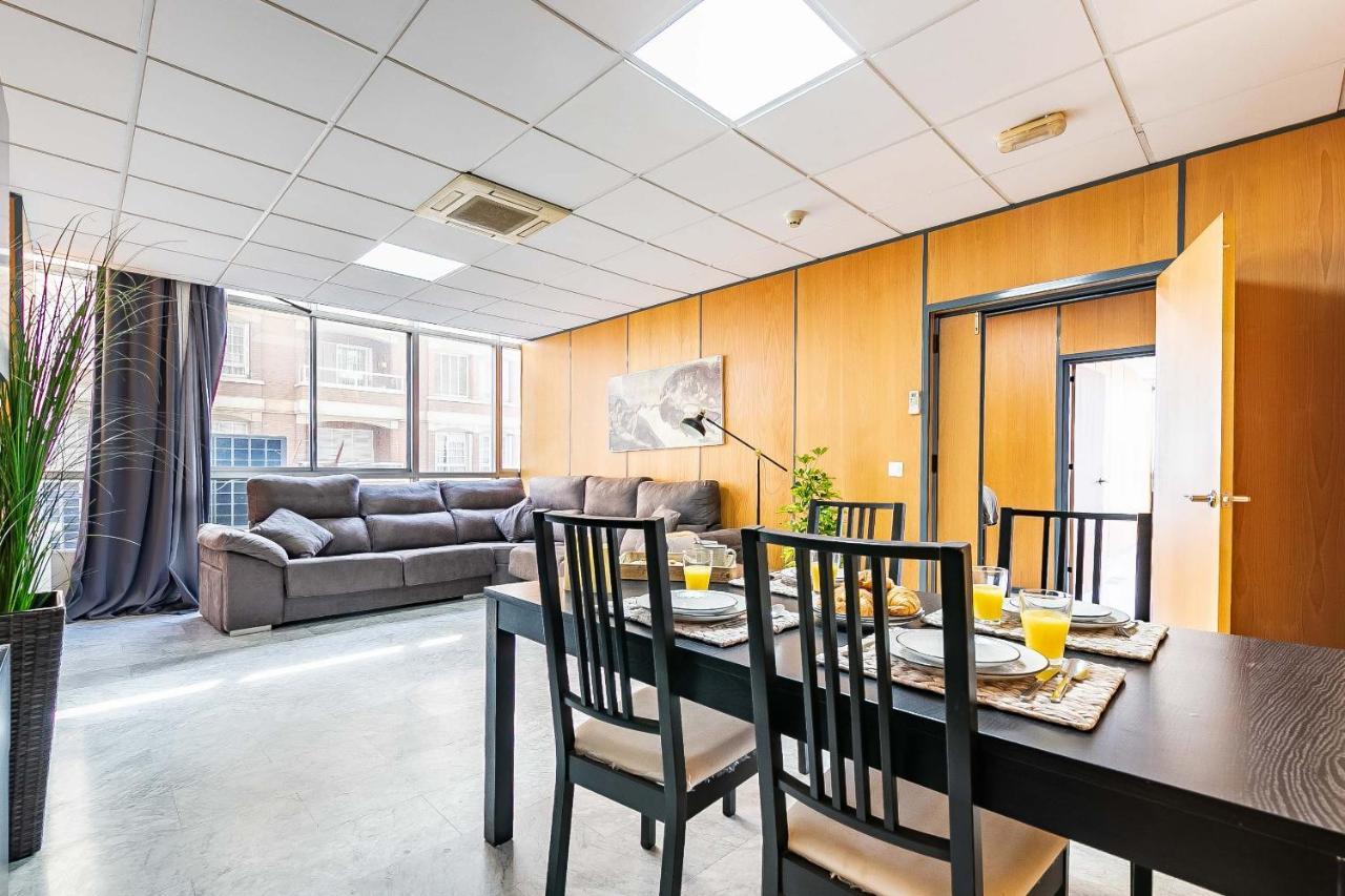 Grand Soho Ofihouse Malaga Appartement Buitenkant foto