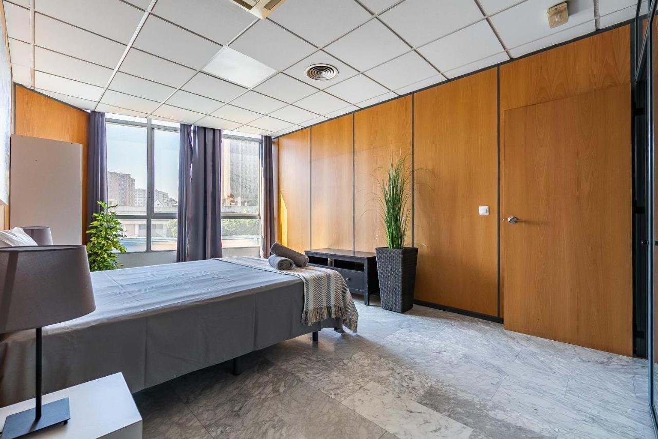 Grand Soho Ofihouse Malaga Appartement Buitenkant foto